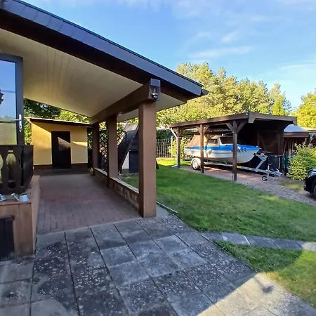 Haeuschen Am Vielitzsee Mit Grossem Garten Casa vacanze Lindow