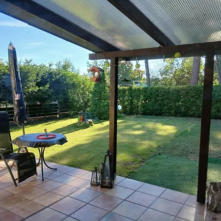 Haeuschen Am Vielitzsee Mit Grossem Garten