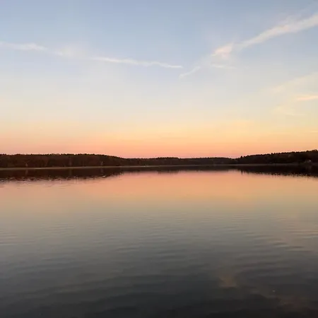 Haeuschen Am Vielitzsee Mit Grossem Garten
