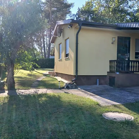 Haeuschen Am Vielitzsee Mit Grossem Garten بيت للعطل ليندو
