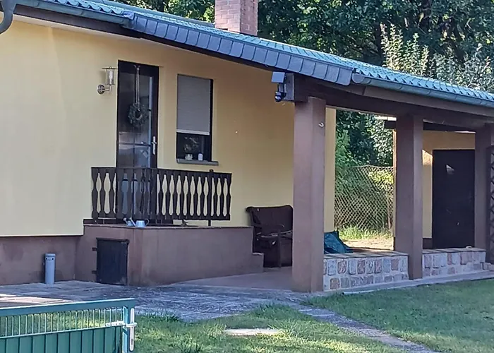 Haeuschen Am Vielitzsee Mit Grossem Garten